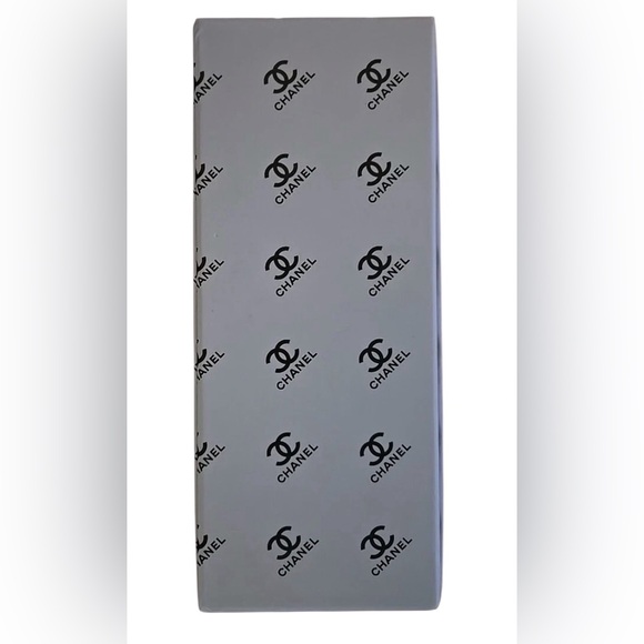 CHANEL-EMPTY BOX - Picture 2 of 4